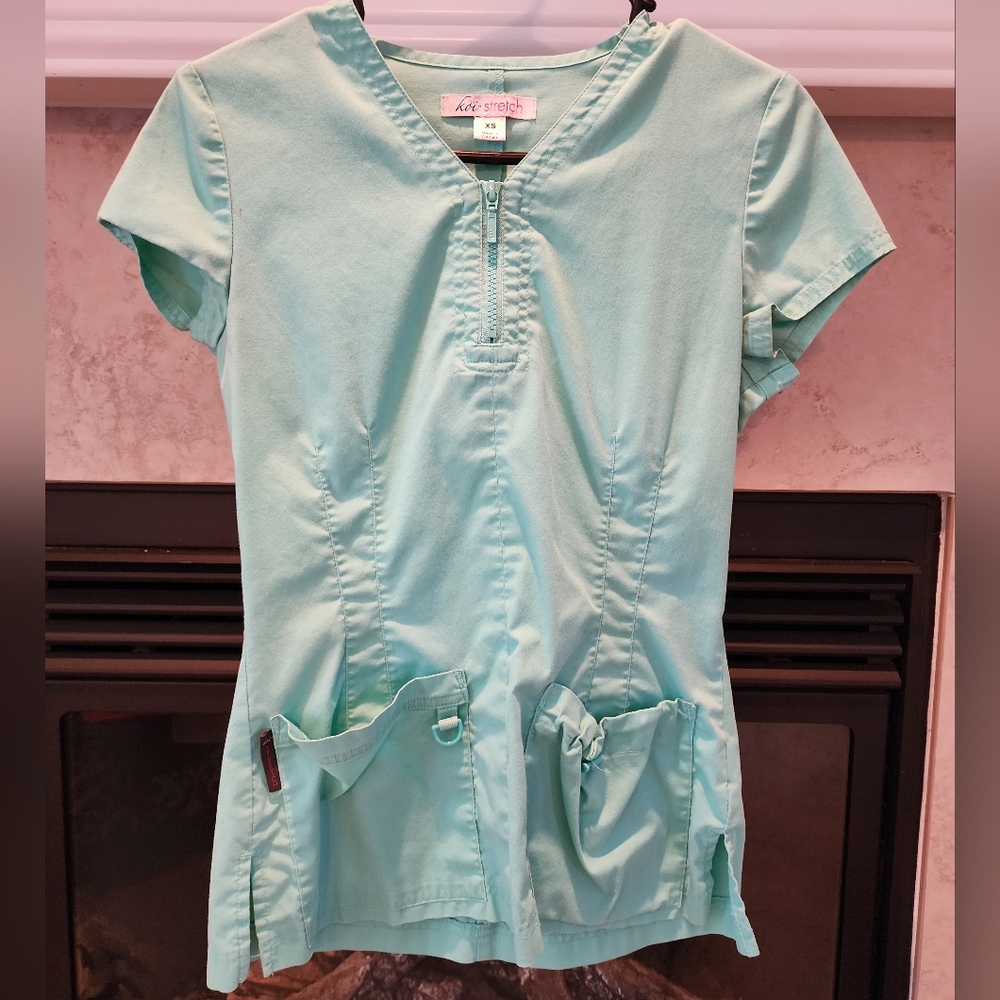 Womens Koi Scrub Top